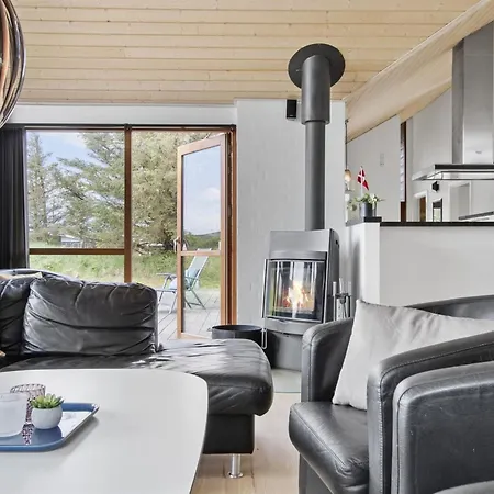 Vakantiehuis Ilmatar - 650m From The Sea By Interhome *
